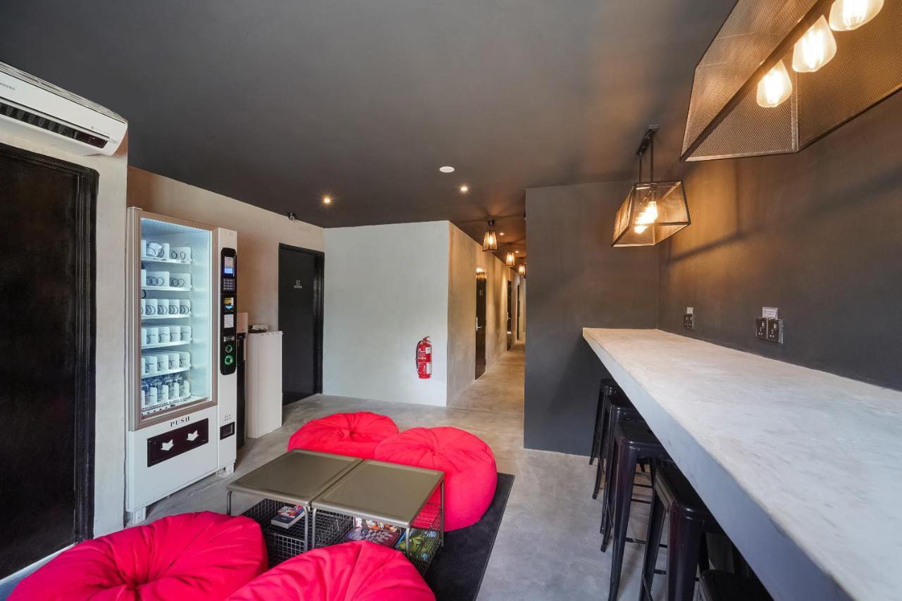Oyo 89635 Modular Langkawi Capsule Hotel Padang Mat Sirat エクステリア 写真