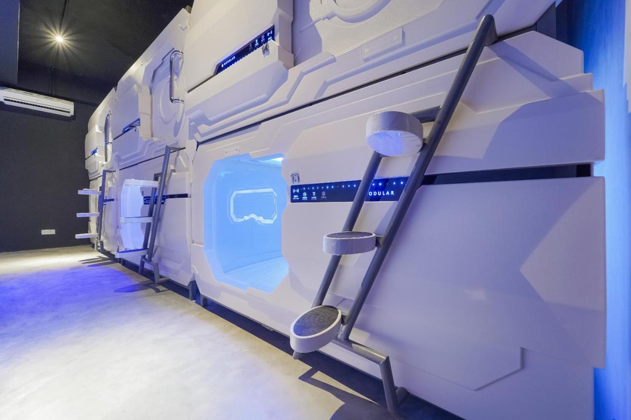 Oyo 89635 Modular Langkawi Capsule Hotel Padang Mat Sirat エクステリア 写真