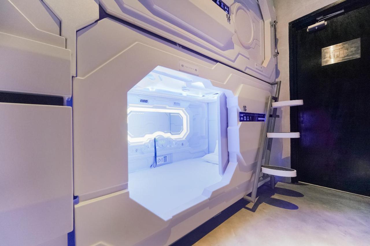 Oyo 89635 Modular Langkawi Capsule Hotel Padang Mat Sirat エクステリア 写真